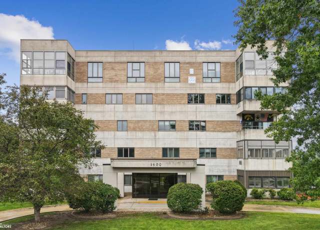 Property at 1400 Lincoln Tower Cir #501, Marshalltown, IA 50158, 2 beds, 3 baths