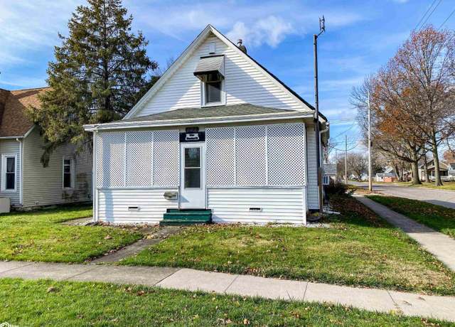 Property at 401 Broadway St, West Burlington, IA 52655, 3 beds, 2 baths