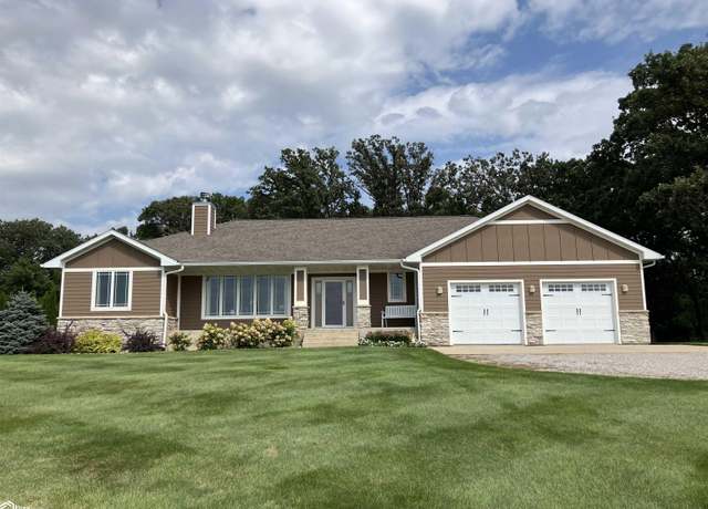 Property at 17661 Eagle Ave, Clear Lake, IA 50428, 5 beds, 4 baths