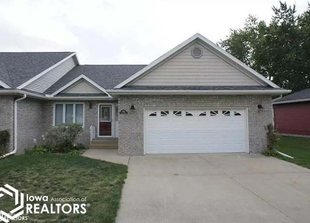 Property at 1312 Grand St, Webster City, IA 50595, 3 beds, 3 baths