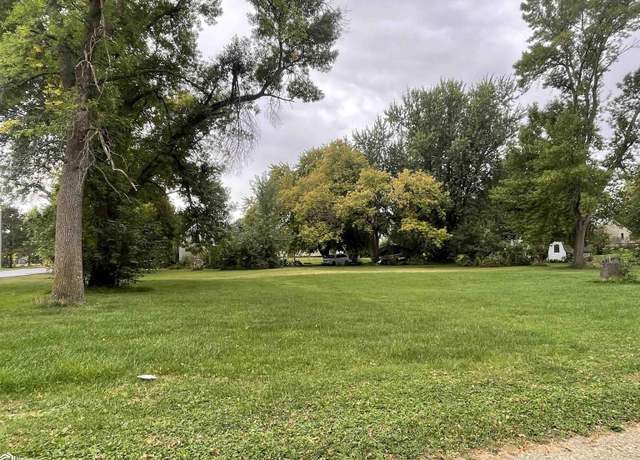 Property at E 2nd St N, Rake, IA 50465