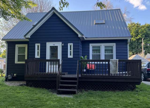 Property at 310 W Harris St St, Manly, IA 50456, 3 beds, 2 baths