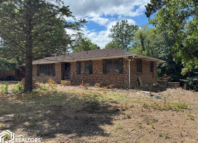 Property at 3025 189th St, Fort Madison, IA 52627, 3 beds, 1.5 baths