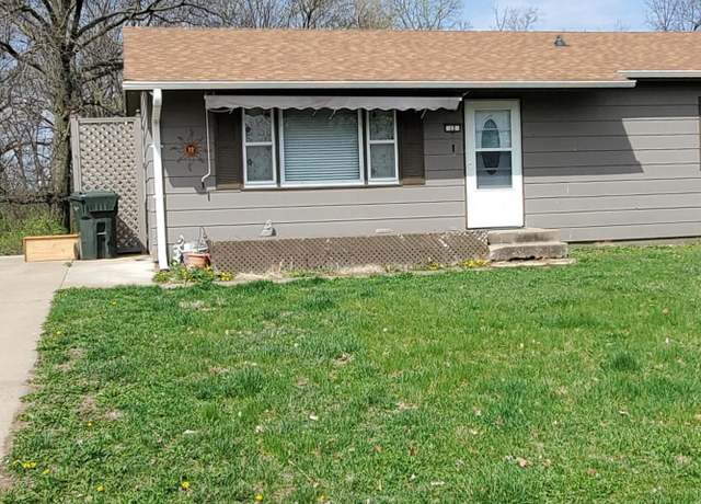 Property at 12 Rainbo Dr, Keokuk, IA 52632, 2 beds, 1 bath