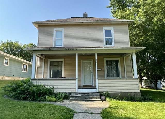 Property at 315 S Division St, Audubon, IA 50025, 3 beds, 1 bath