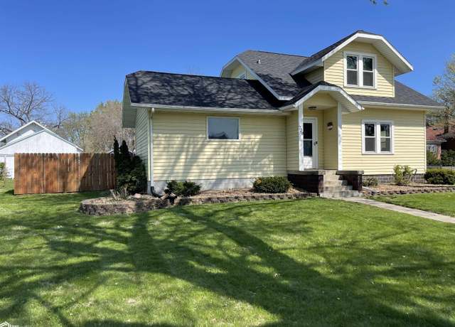 Property at 709 S Jones St, Algona, IA 50511, 3 beds, 2 baths
