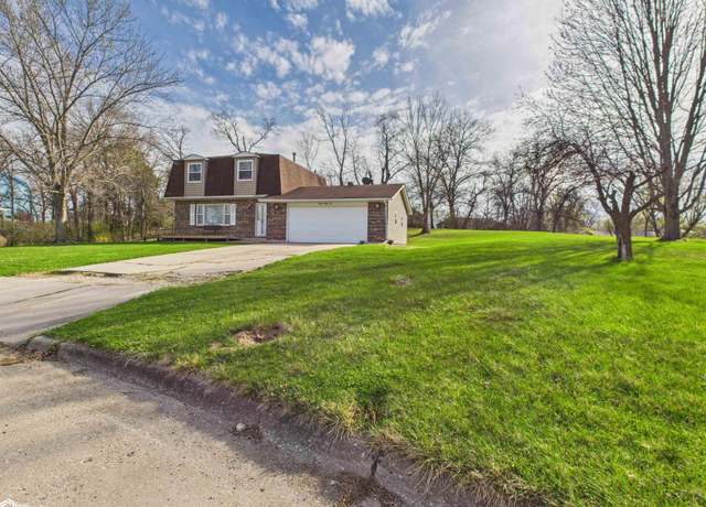 Property at 1956 Gladstone St, Ottumwa, IA 52501, 3 beds, 1.5 baths
