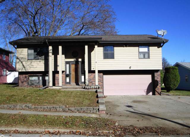 Property at 2108 Floyd Ave, Iowa Falls, IA 50126, 3 beds, 2.5 baths