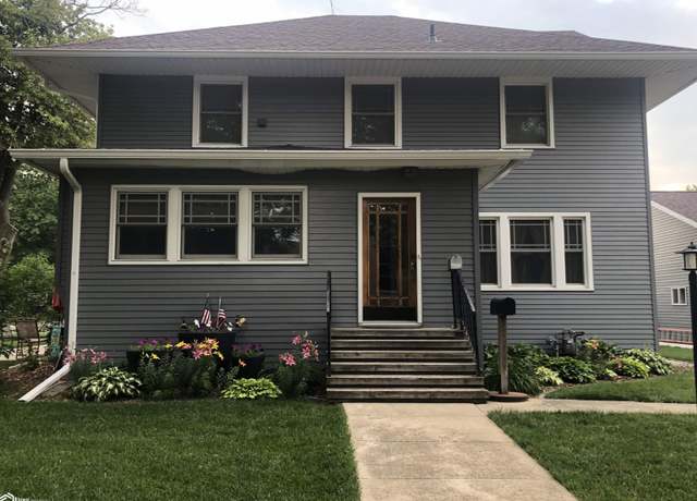 Property at 21 SW 3rd St, Pocahontas, IA 50574, 4 beds, 3 baths