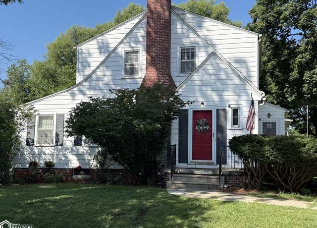 Property at 511 Broad St, Red Oak, IA 51566, 3 beds, 1.5 baths