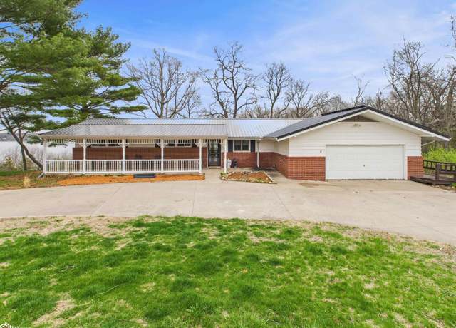 Property at 3295 Middle Rd, Keokuk, IA 52632, 3 beds, 2.5 baths