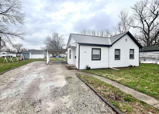 Property at 1007 S James St, Ottumwa, IA 52501, 2 beds, 1 bath