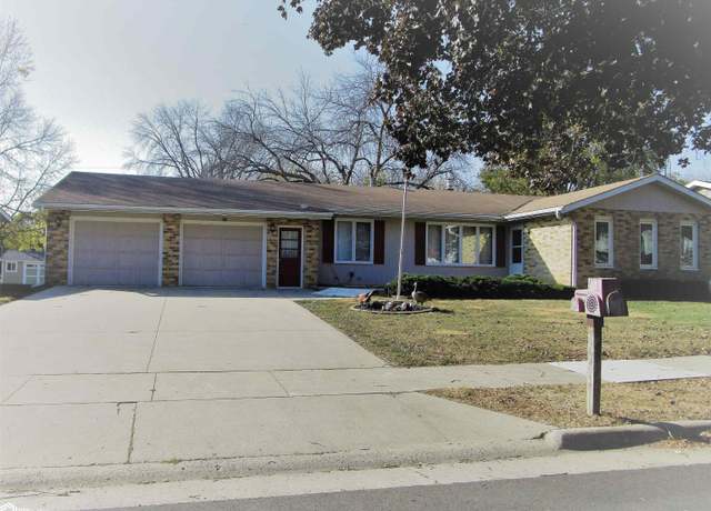 Property at 311 Hawthorne Rd, Iowa Falls, IA 50126, 3 beds, 3 baths