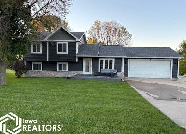 Property at 7138 275th Way, Clear Lake, IA 50428, 4 beds, 3 baths