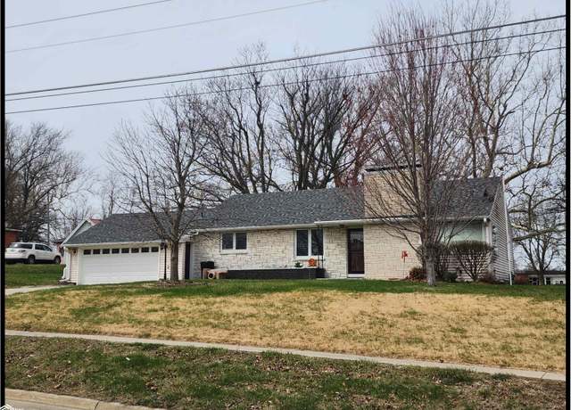 Property at 1301 Olive St, Atlantic, IA 50022, 3 beds, 2.5 baths
