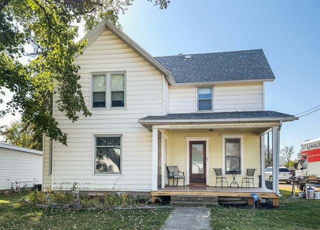 Property at 407 1st St, Dumont, IA 50625, 4 beds, 2 baths