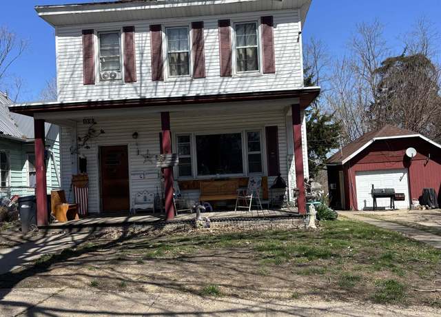 Property at 1318 Jefferson St, Burlington, IA 52601