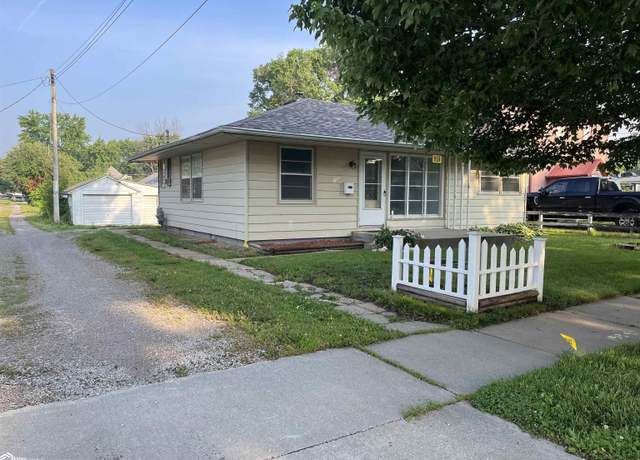 Property at 918 S 16th St, Centerville, IA 52544, 3 beds, 1 bath