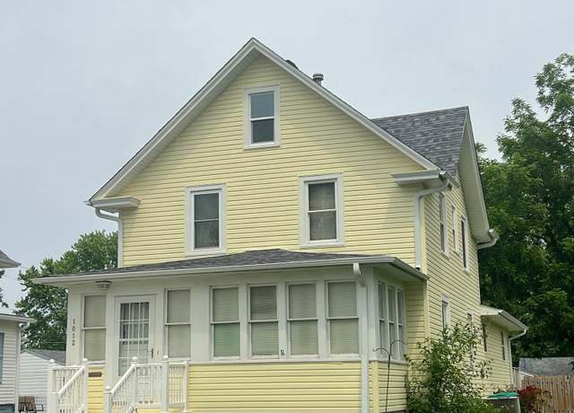 Property at 1012 Summer St, Grinnell, IA 50112, 4 beds, 3 baths