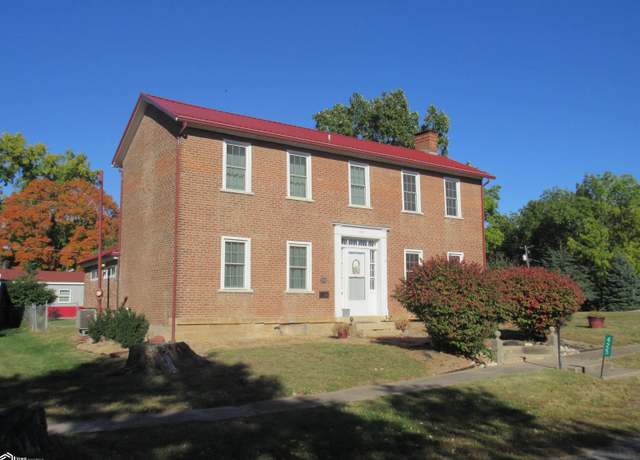Property at 425 Jackson St, Warsaw, IL 62379, 2 beds, 1.5 baths
