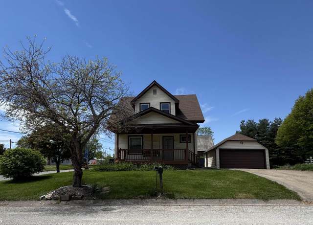 Property at 820 Avenue D, West Point, IA 52656, 4 beds, 1 bath