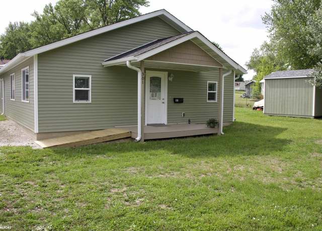 Property at 301 Wildwood Dr, Ottumwa, IA 52501, 2 beds, 1 bath