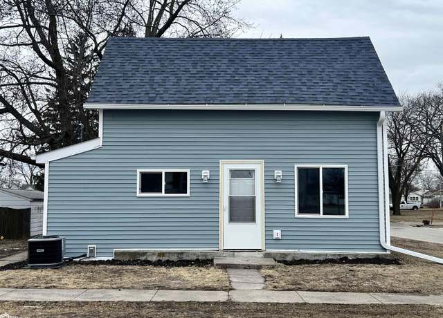 Property at 700 S Vine St, Creston, IA 50801, 2 beds, 1 bath