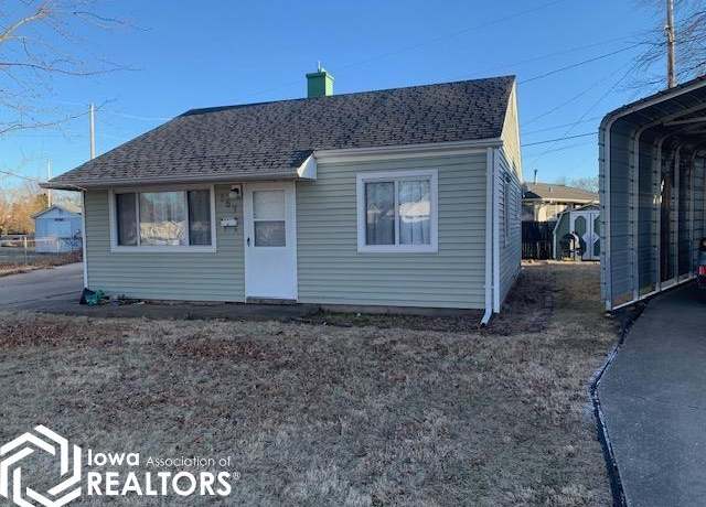 Property at 157 Indian Terrace St, Burlington, IA 52601, 2 beds, 1 bath