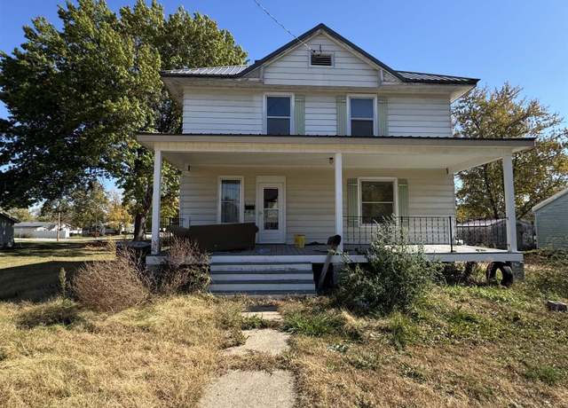 Property at 411 N Johnson St, Corydon, IA 50060, 4 beds, 1.5 baths