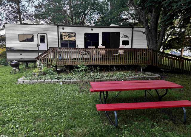 Property at 1350 Arrowhead Trl, Ellston, IA 50074, 1 bed, 1 bath
