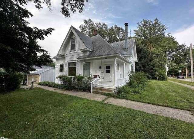 Property at 1320 Poplar St, Atlantic, IA 50022, 3 beds, 2 baths
