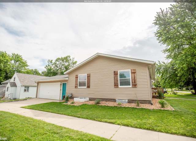 Property at 120 W College St, Algona, IA 50511, 3 beds, 1.5 baths
