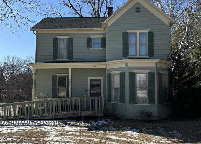 Property at 395 N Page St, Nauvoo, IL 62354, 4 beds, 2 baths