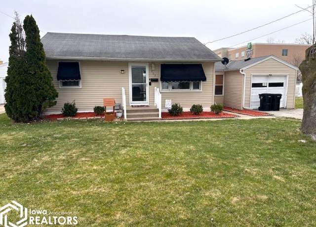 Property at 902 N Johnson Ave, Ottumwa, IA 52501, 3 beds, 2.5 baths