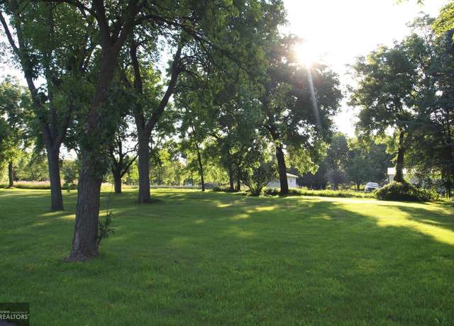 Property at 1255 N Kentucky Ave, Mason City, IA 50401