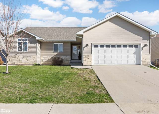 Property at 140 Birch St, North Liberty, IA 52317, 5 beds, 3 baths
