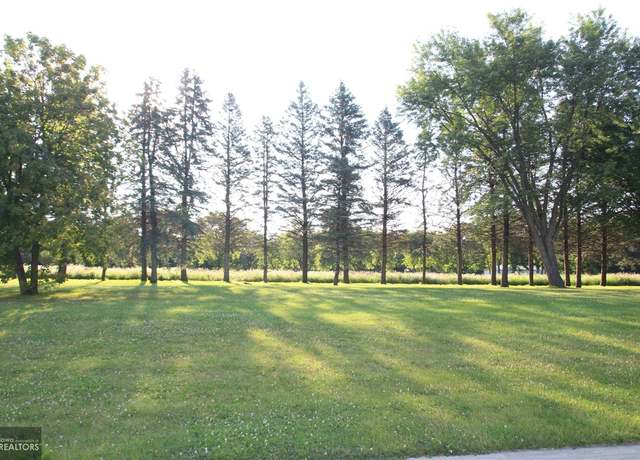 Property at 1333 N Kentucky Ave, Mason City, IA 50401