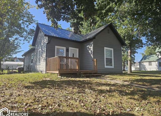 Property at 802 Wabash Ave, Ottumwa, IA 52501, 3 beds, 1 bath