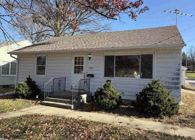 Property at 1406 N 6th St, Red Oak, IA 51566, 2 beds, 1.5 baths
