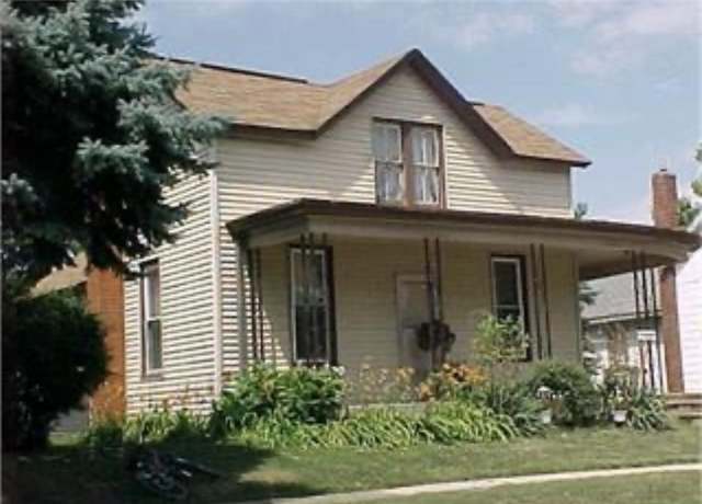 Property at 1627 Avenue I, Fort Madison, IA 52627, 4 beds, 1 bath