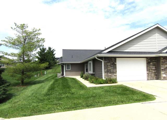 Property at 1300 E 22 St, Atlantic, IA 50022, 2 beds, 2 baths