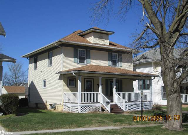 Property at 102 E 12th St, Atlantic, IA 50022, 3 beds, 1.5 baths