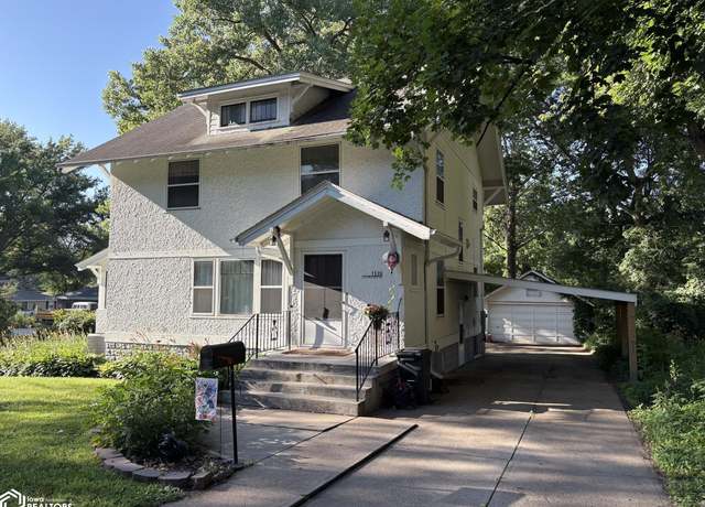 Property at 1118 E Corning St, Red Oak, IA 51566, 4 beds, 3.5 baths
