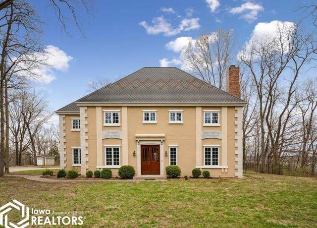 Property at 3344 213th St, Fort Madison, IA 52627, 5 beds, 4 baths