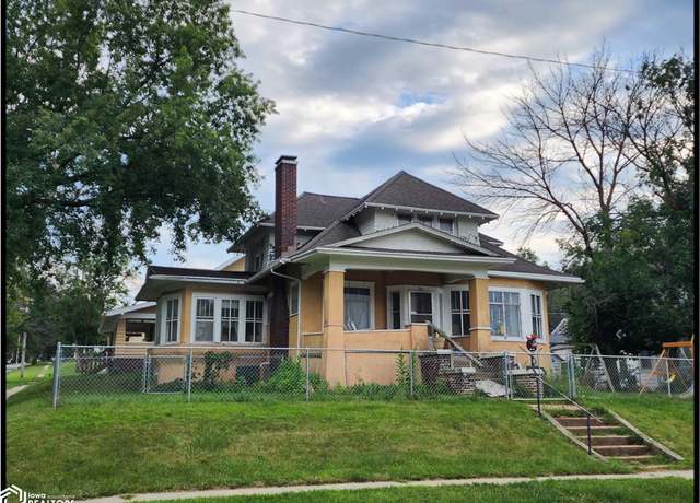 Property at 511 E 5th St, Atlantic, IA 50022, 4 beds, 1.5 baths