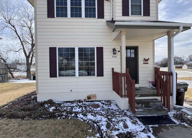 Property at 104 E Fayette St, Osceola, IA 50213, 3 beds, 1.5 baths