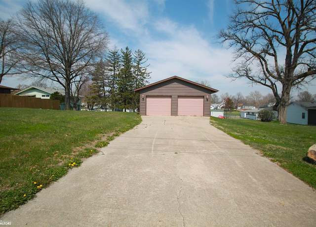 Property at 206 E Clark St, Clarinda, IA 51632