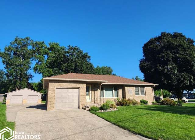 Property at 519 17th St W, Clear Lake, IA 50428, 2 beds, 2 baths