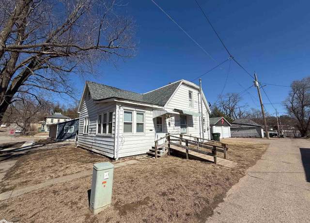 Property at 510 3rd St, Fort Madison, IA 52627, 2 beds, 1 bath