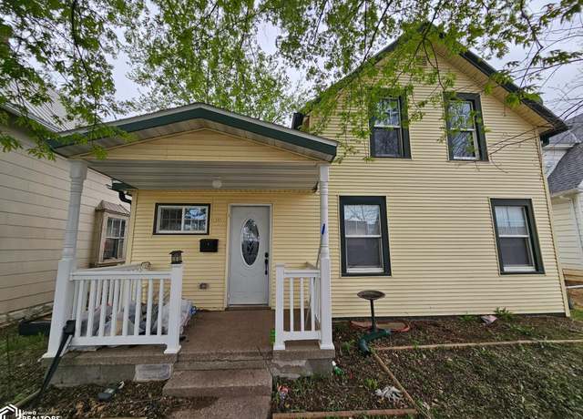 Property at 405 Market St, Harlan, IA 51537, 4 beds, 2 baths